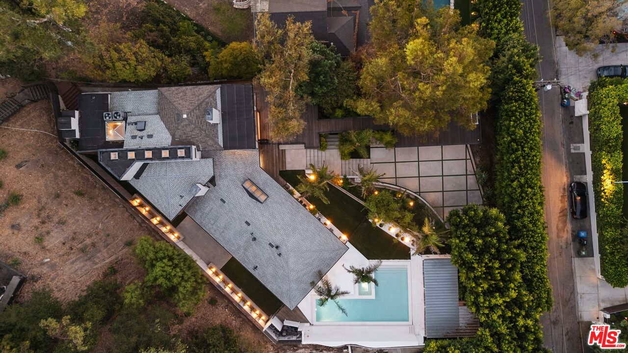 3627 Woodhill Canyon Rd, Studio City