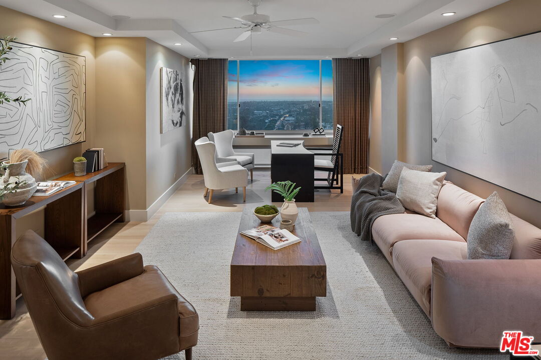 2220 Avenue Of The Stars Unit: 2205