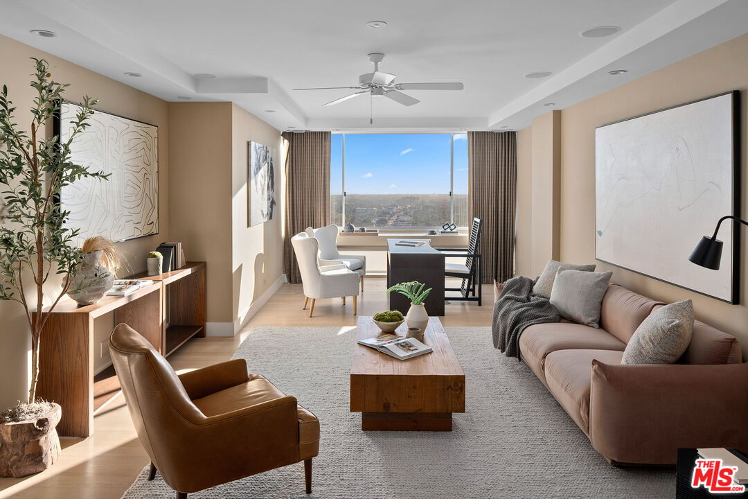 2220 Avenue Of The Stars Unit: 2205