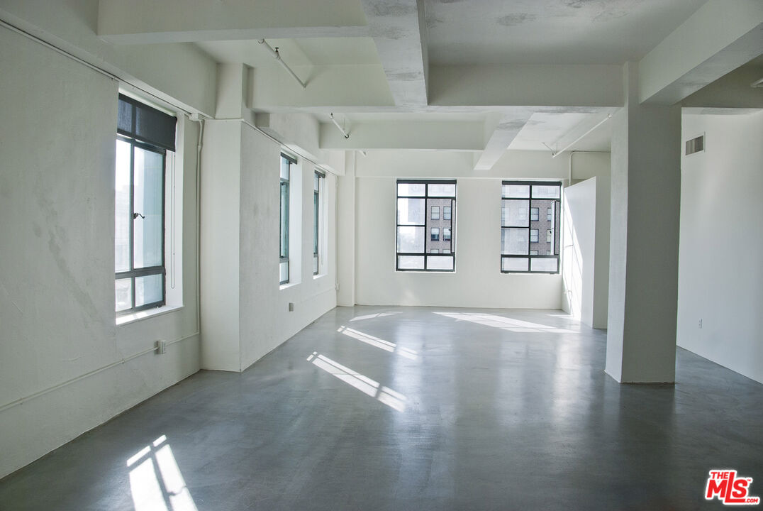 849 S Broadway Unit: 408, DTLA