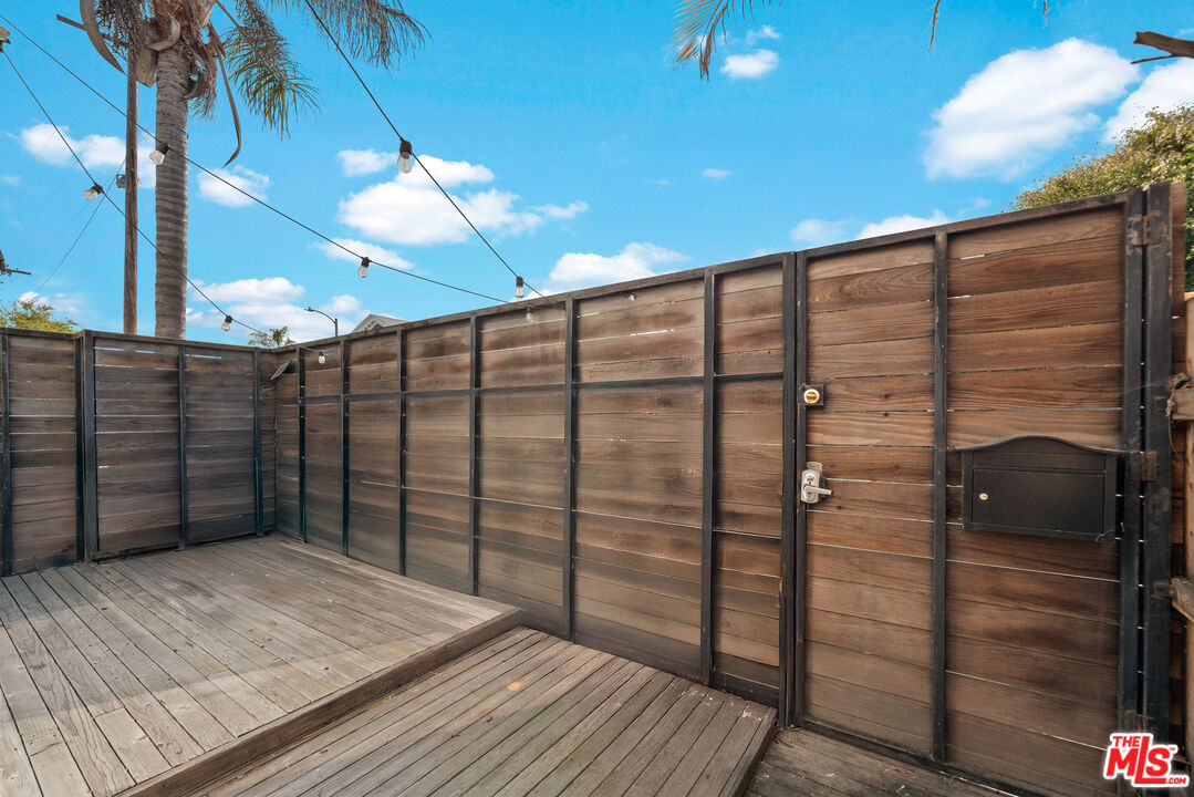 125 Brooks Ave, Venice 