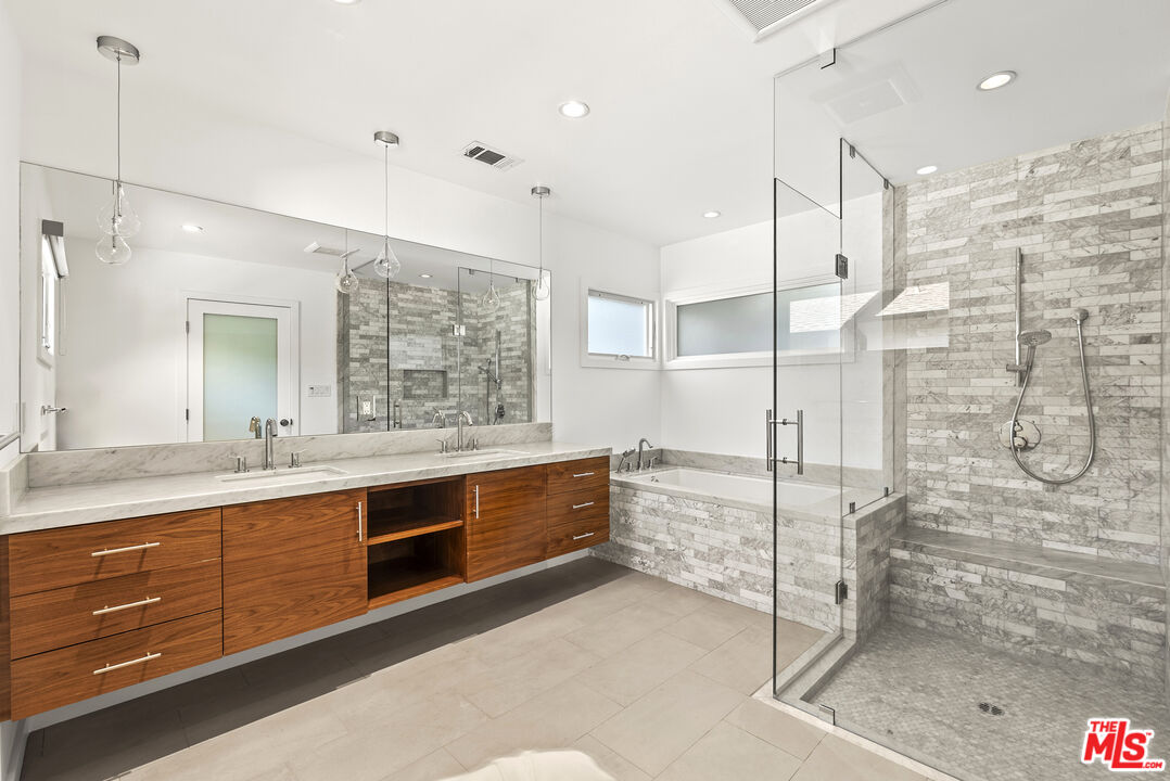 5120 Stern Ave, Sherman Oaks