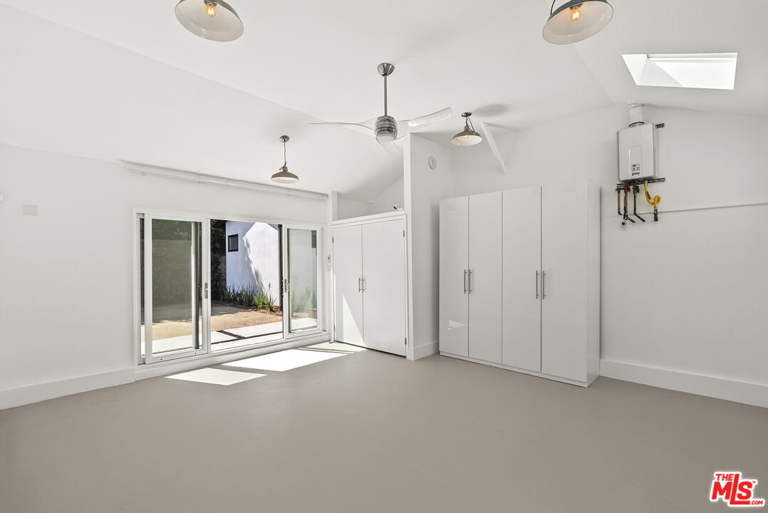 5120 Stern Ave, Sherman Oaks