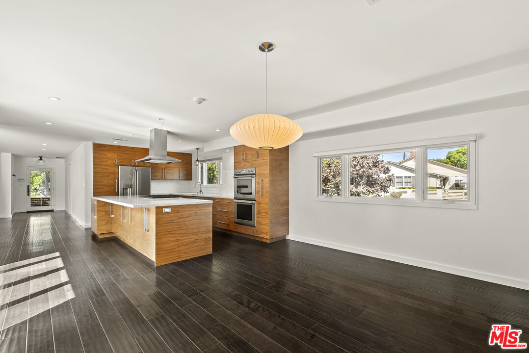 5120 Stern Ave, Sherman Oaks