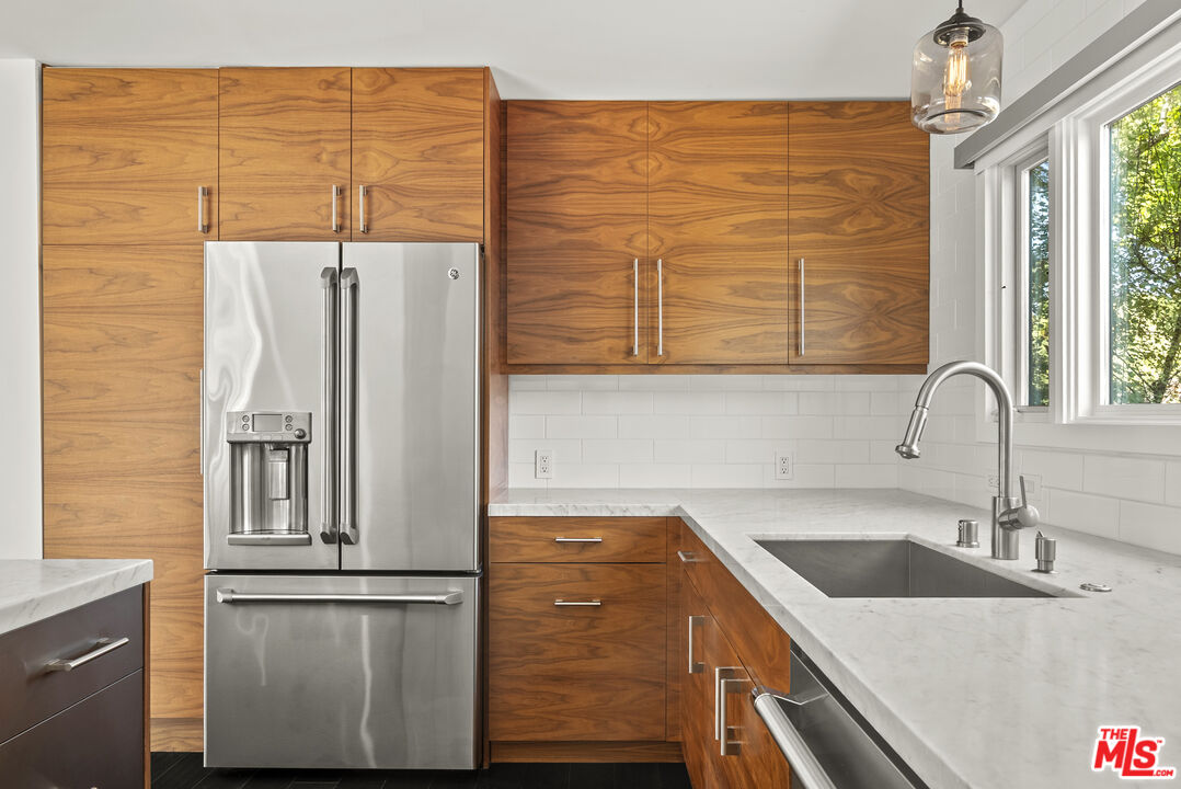 5120 Stern Ave, Sherman Oaks