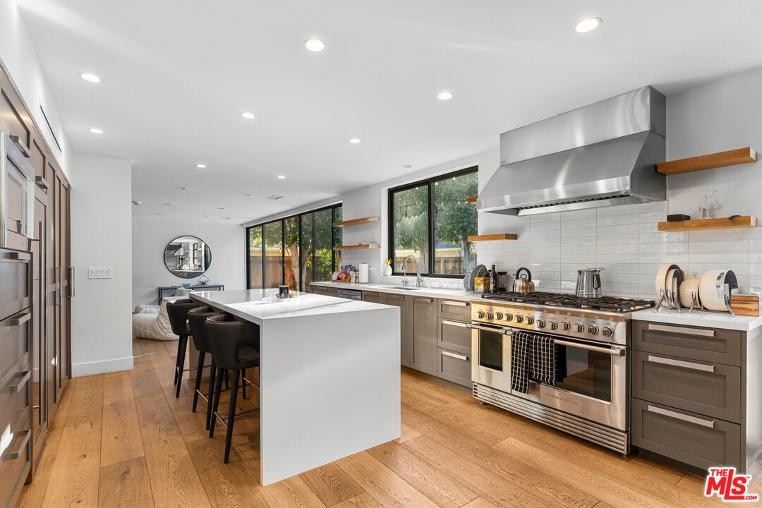 343 Veteran Ave, Westwood 