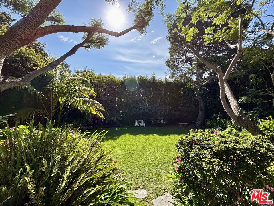 1146 Amalfi Drive, Pacific Palisades 