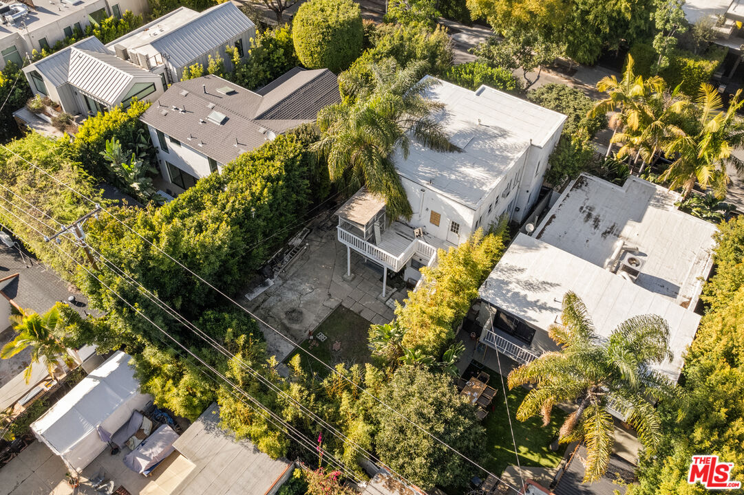 8720 Ashcroft Ave, West Hollywood 