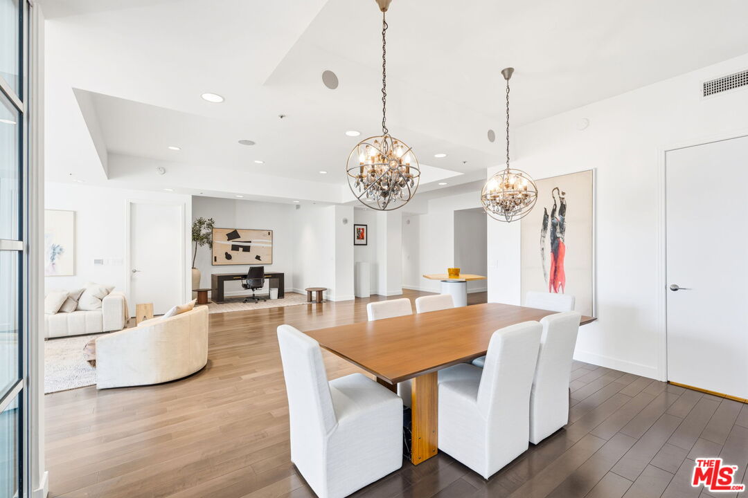 10380 Wilshire Blvd Unit: 302, Wilshire Corridor 