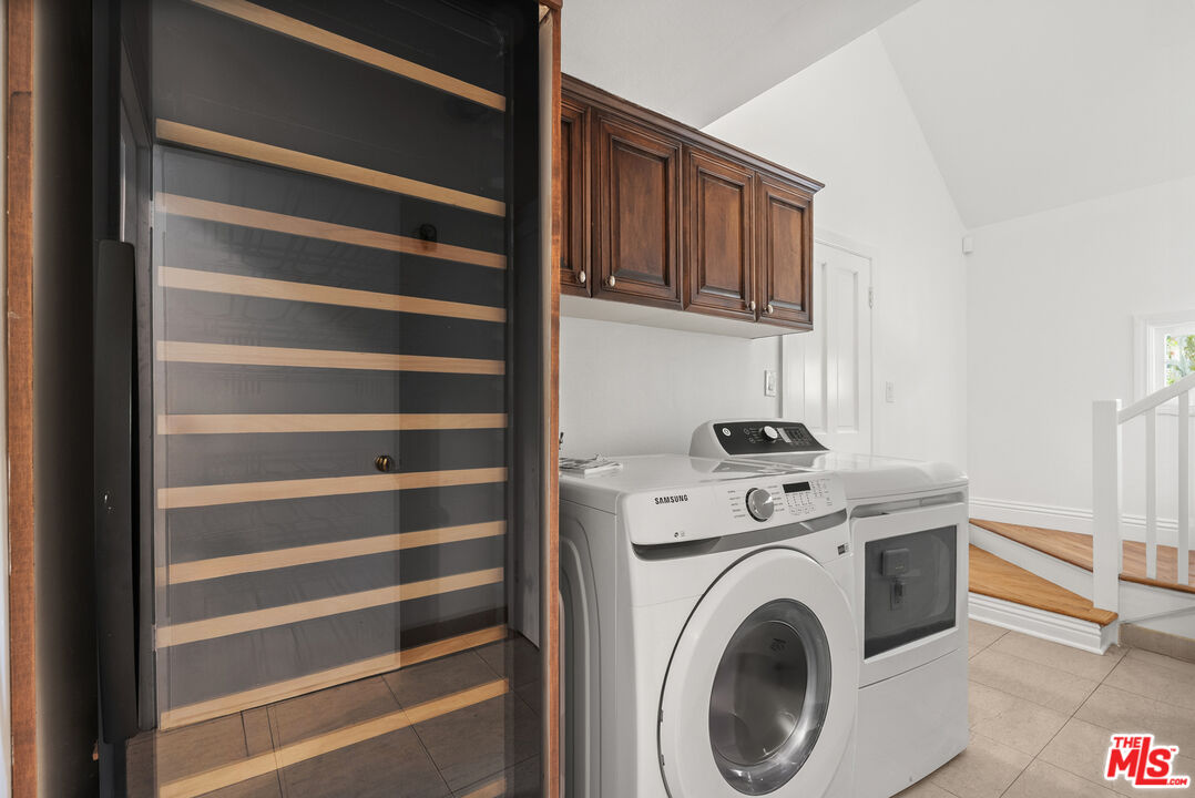 717 N Alta Dr, Beverly Hills 