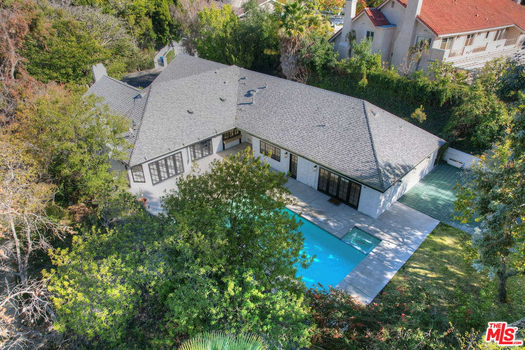 3217 Hutton Dr, Beverly Hills 