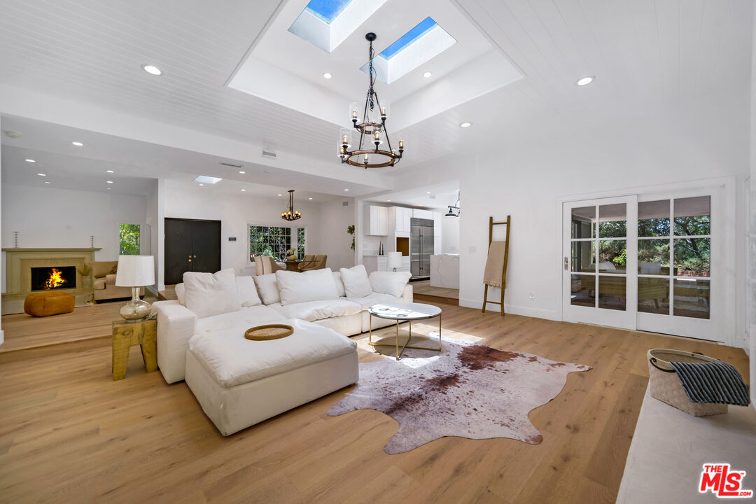 4370 Park Milano