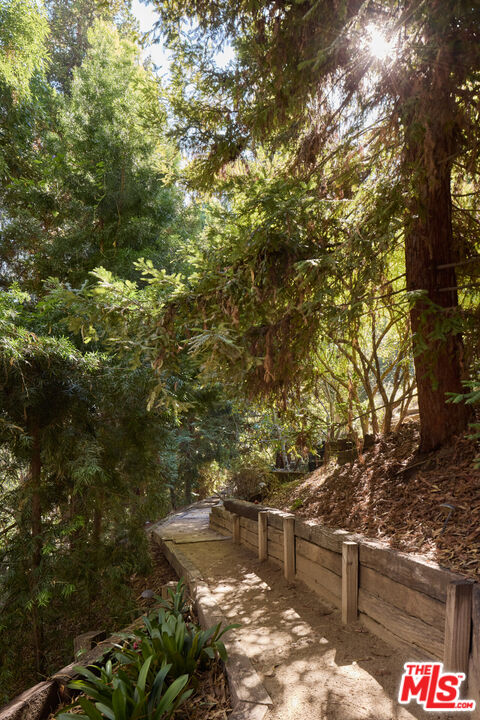 196 Granville Ave, Brentwood