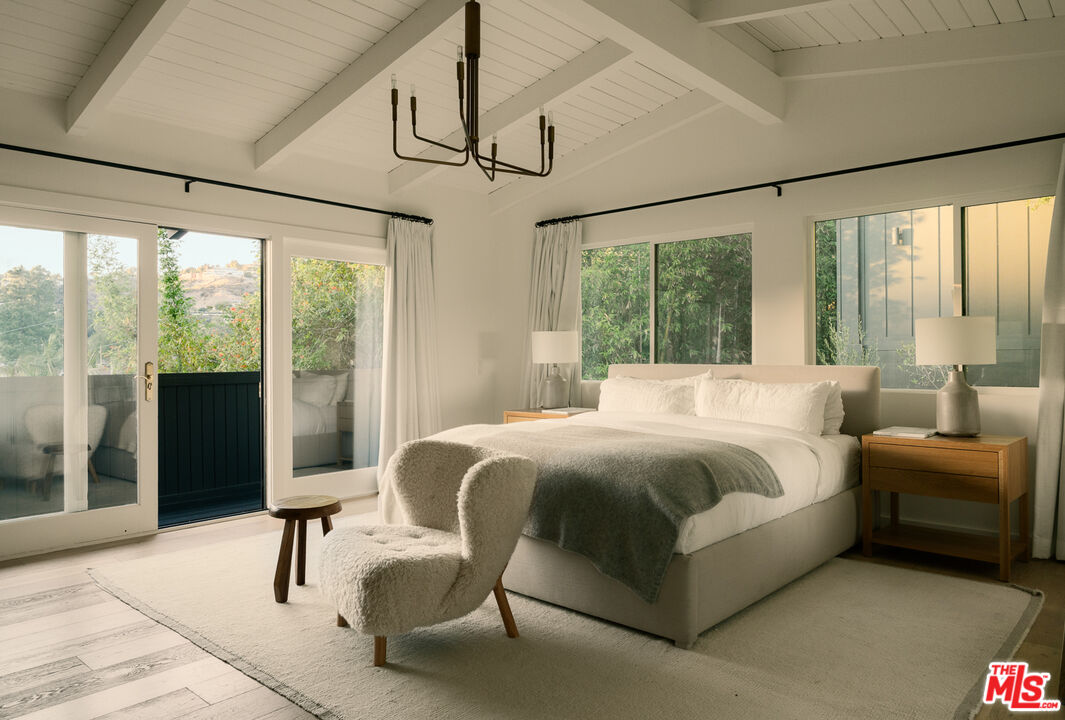 737 Halliday Ave, Brentwood