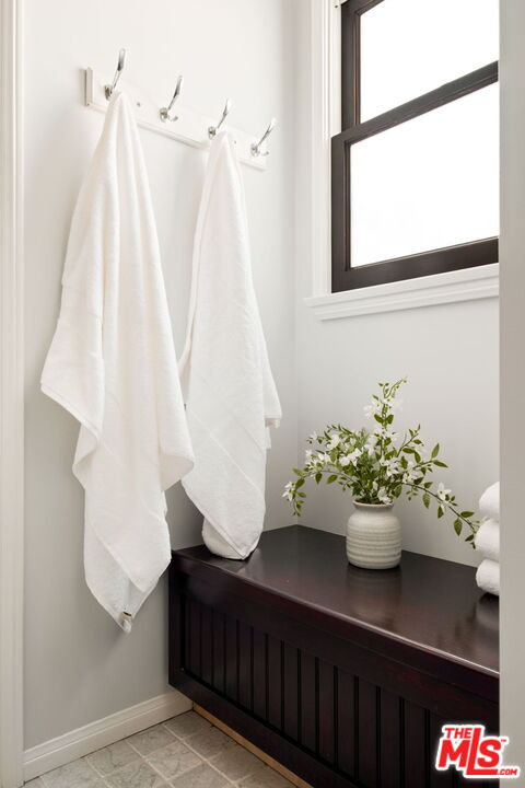 8101 Naylor Ave, Westchester