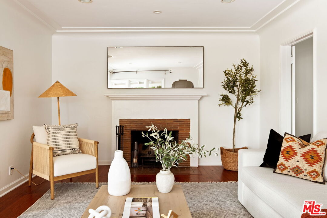 8101 Naylor Ave, Westchester