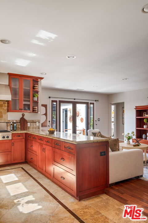 8101 Naylor Ave, Westchester