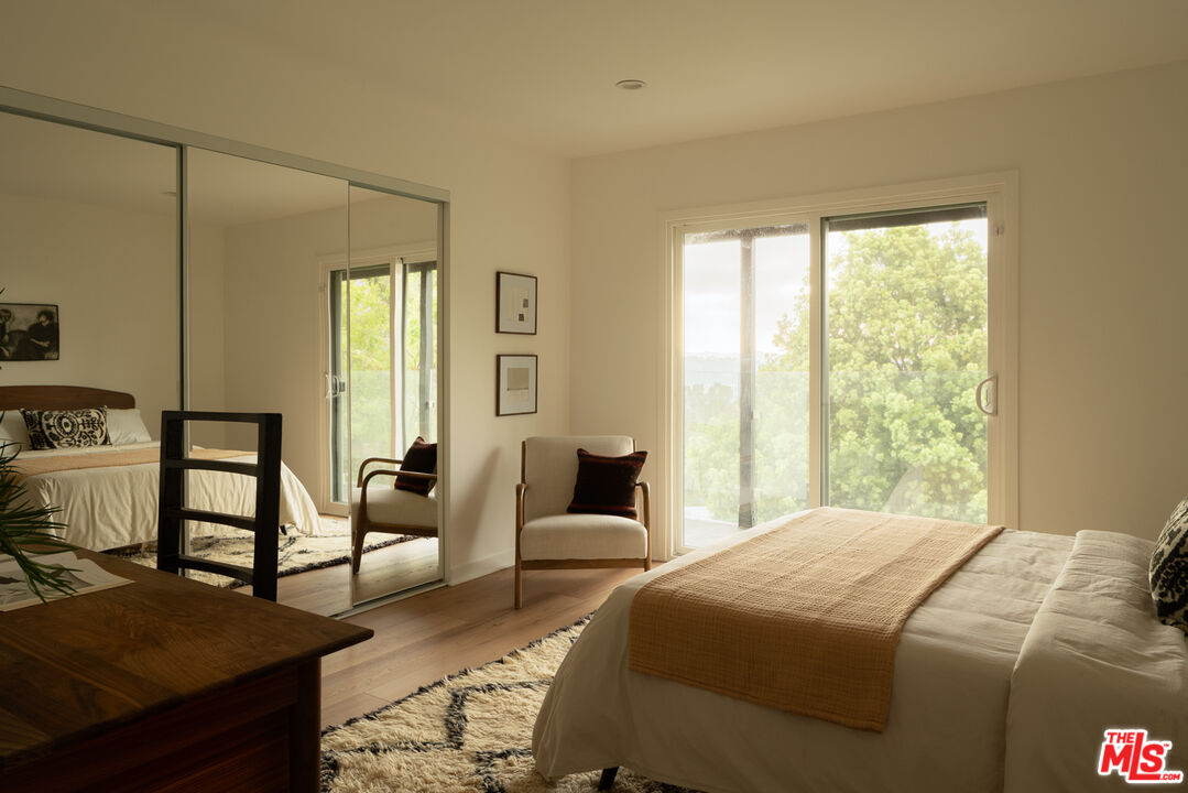 3763 Prestwick Dr, Los Feliz