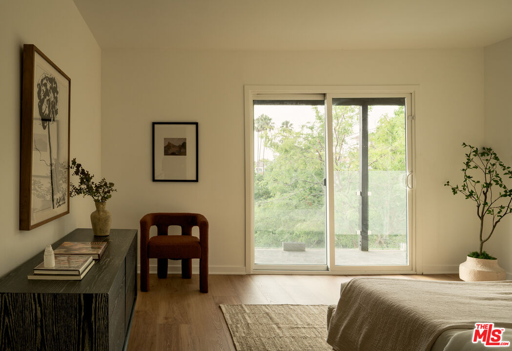 3763 Prestwick Dr, Los Feliz