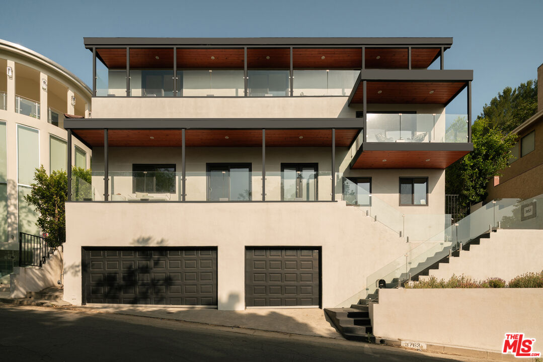 3763 Prestwick Dr, Los Feliz