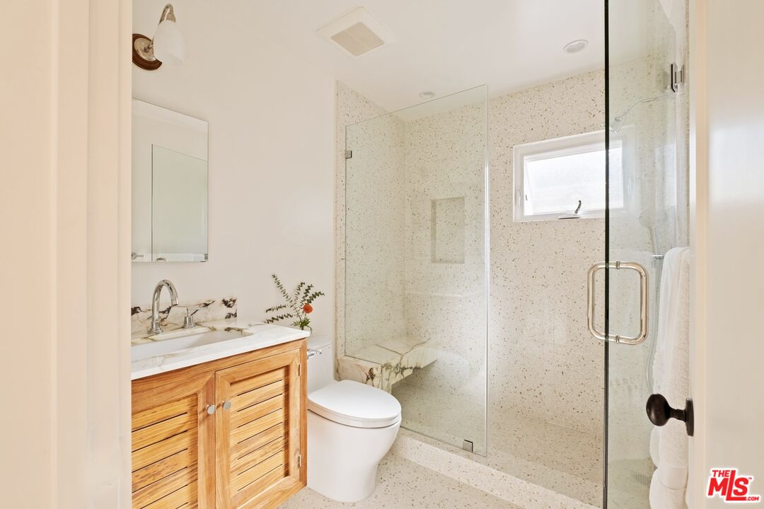 825 Coeur D Alene Ave, Venice
