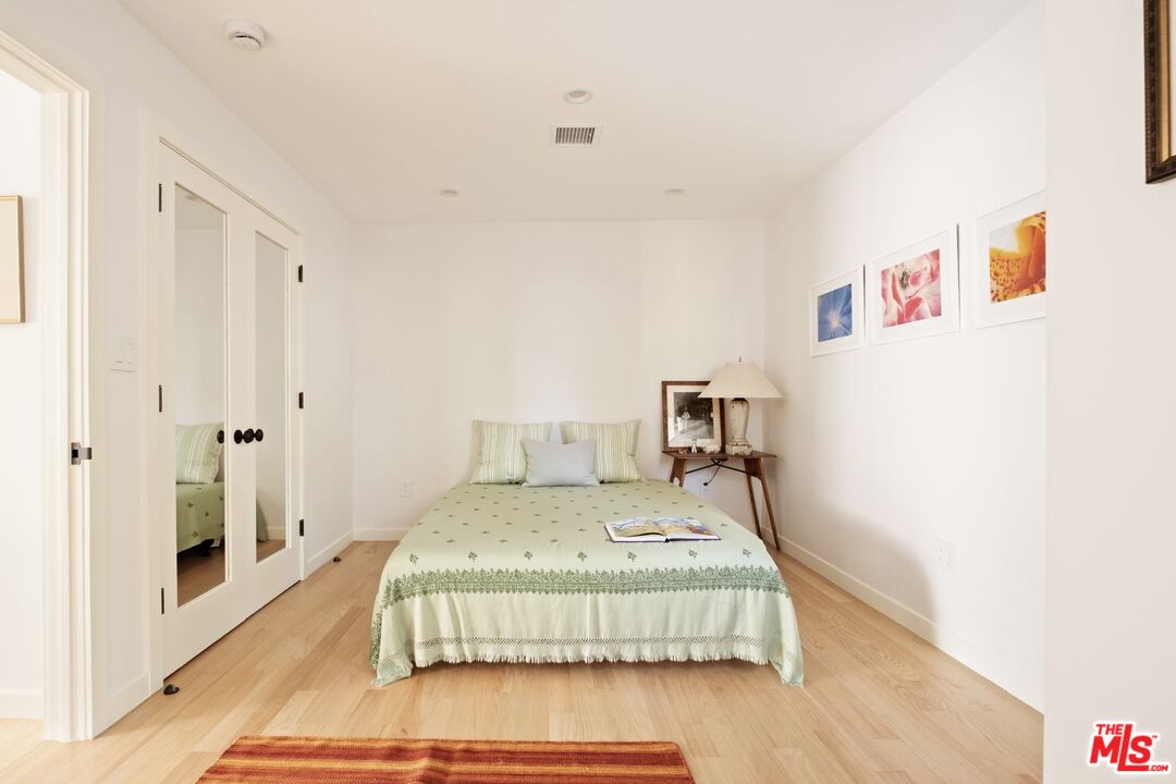 825 Coeur D Alene Ave, Venice