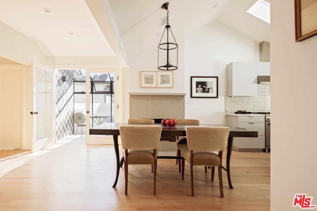 825 Coeur D Alene Ave, Venice