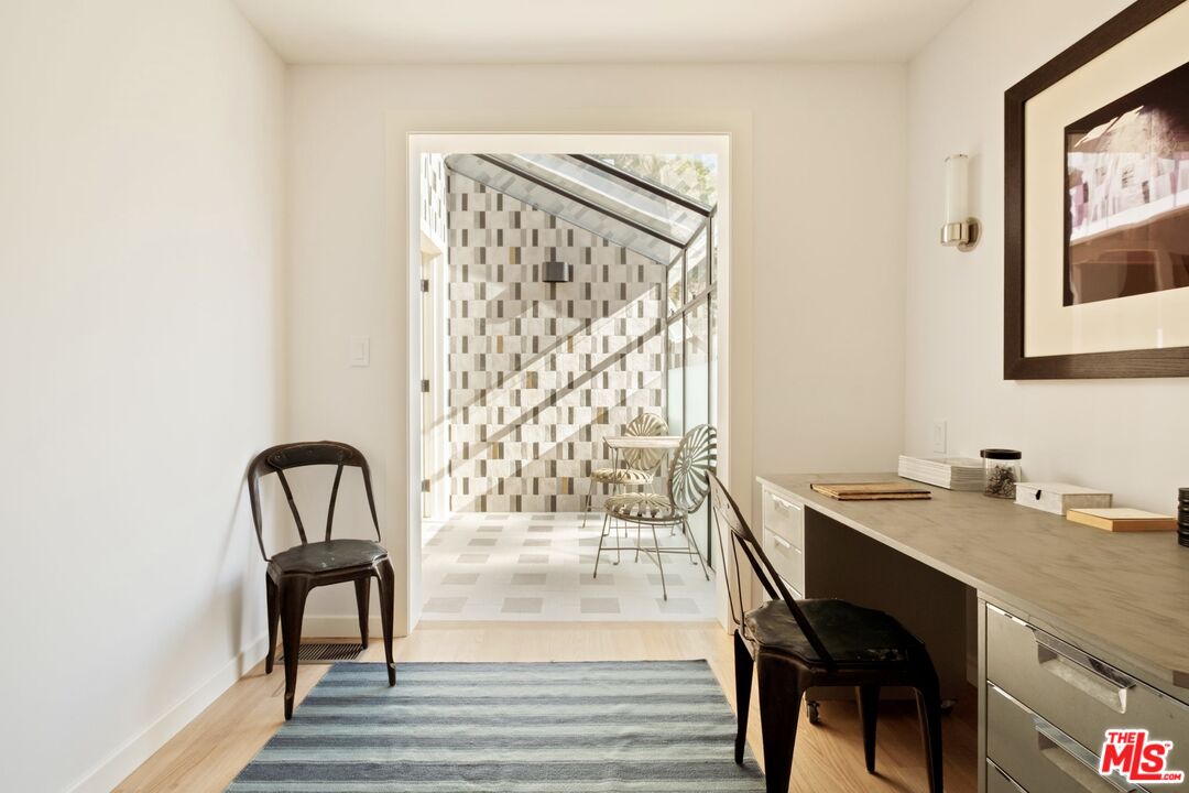 825 Coeur D Alene Ave, Venice