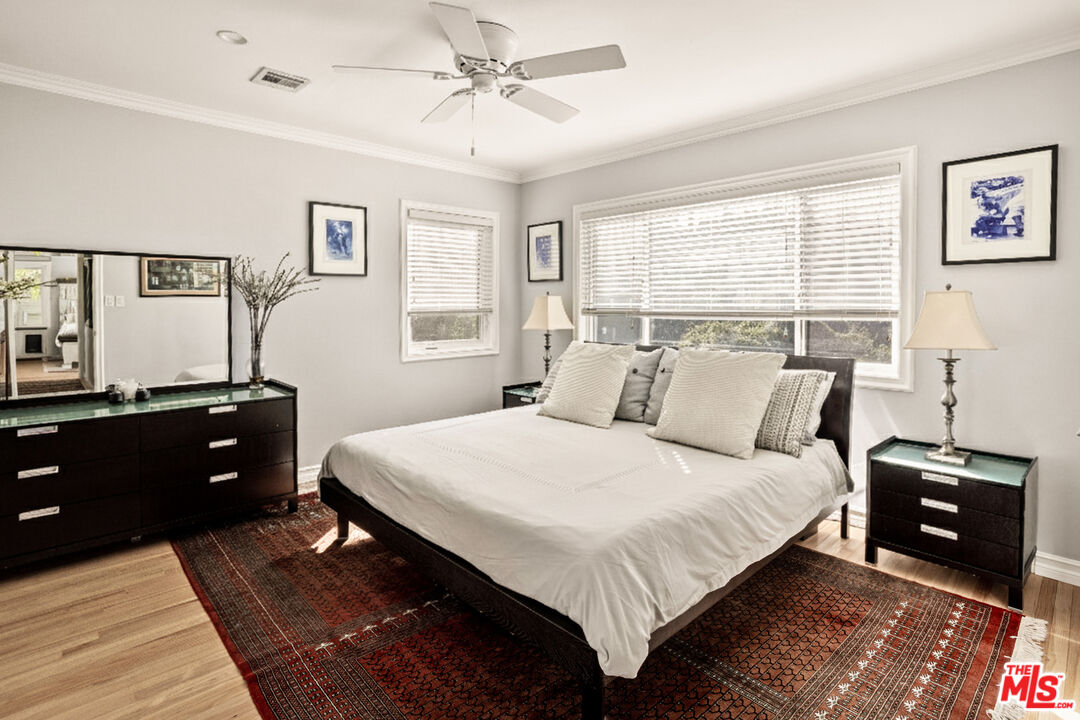 3835 Fairway Ave, Studio City