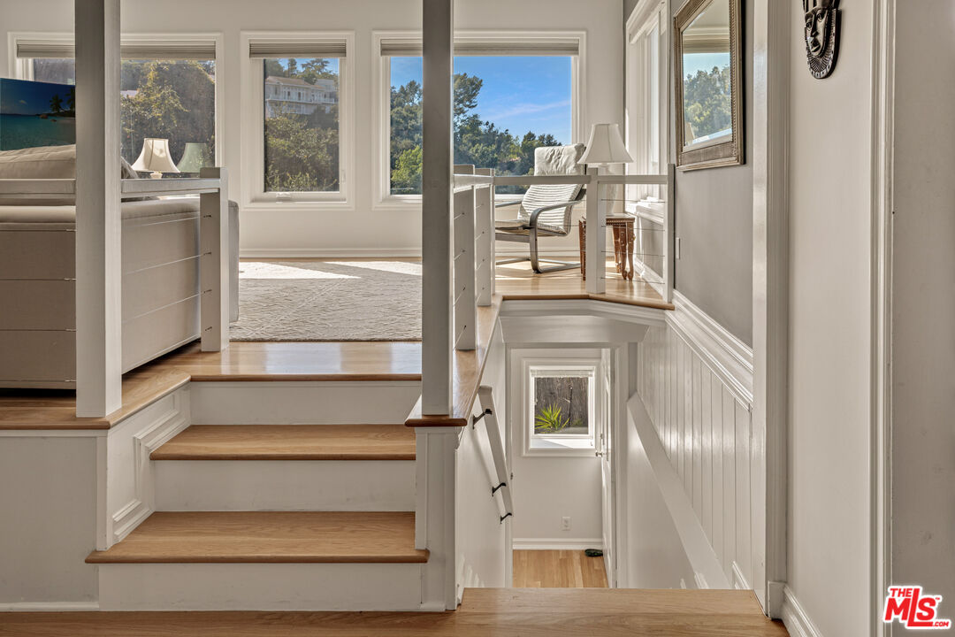 3835 Fairway Ave, Studio City