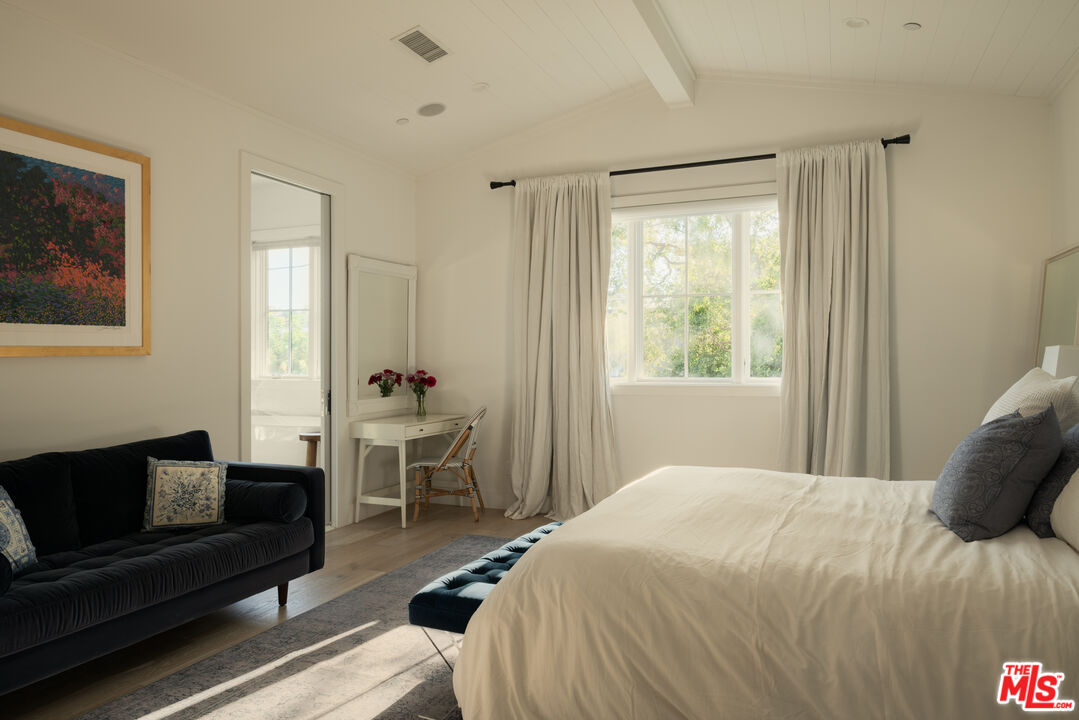 3501 Barry Ave, Mar Vista