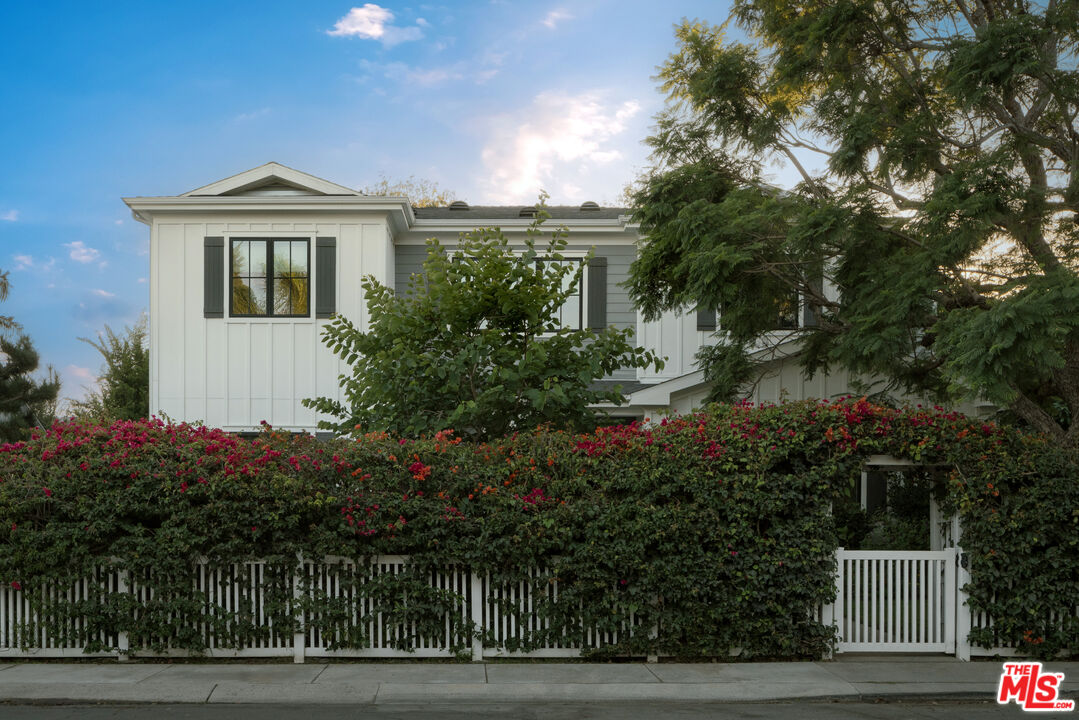 3501 Barry Ave, Mar Vista