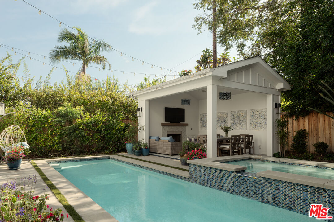 3501 Barry Ave, Mar Vista