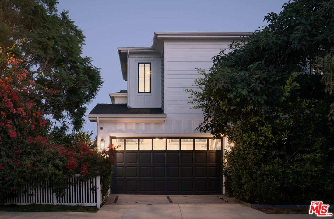 3501 Barry Ave, Mar Vista