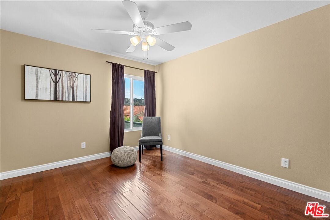 11717 Pala Mesa Dr, Porter Ranch