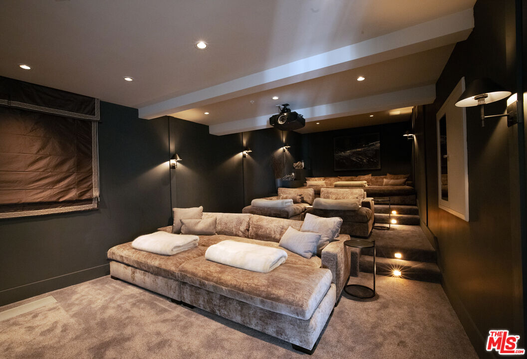 8572 Hillside Ave, Sunset Strip