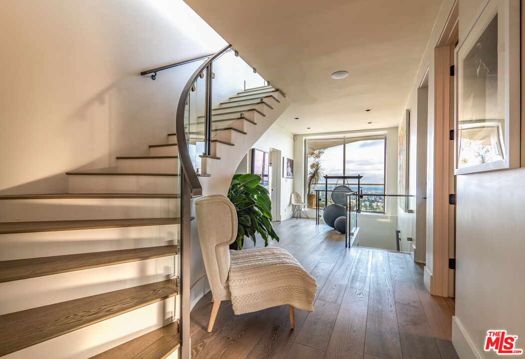 8572 Hillside Ave, Sunset Strip