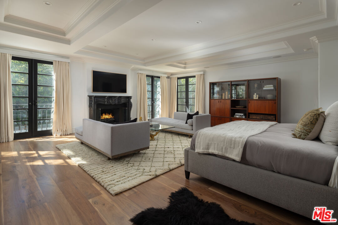 3901 Longridge Ave, Sherman Oaks