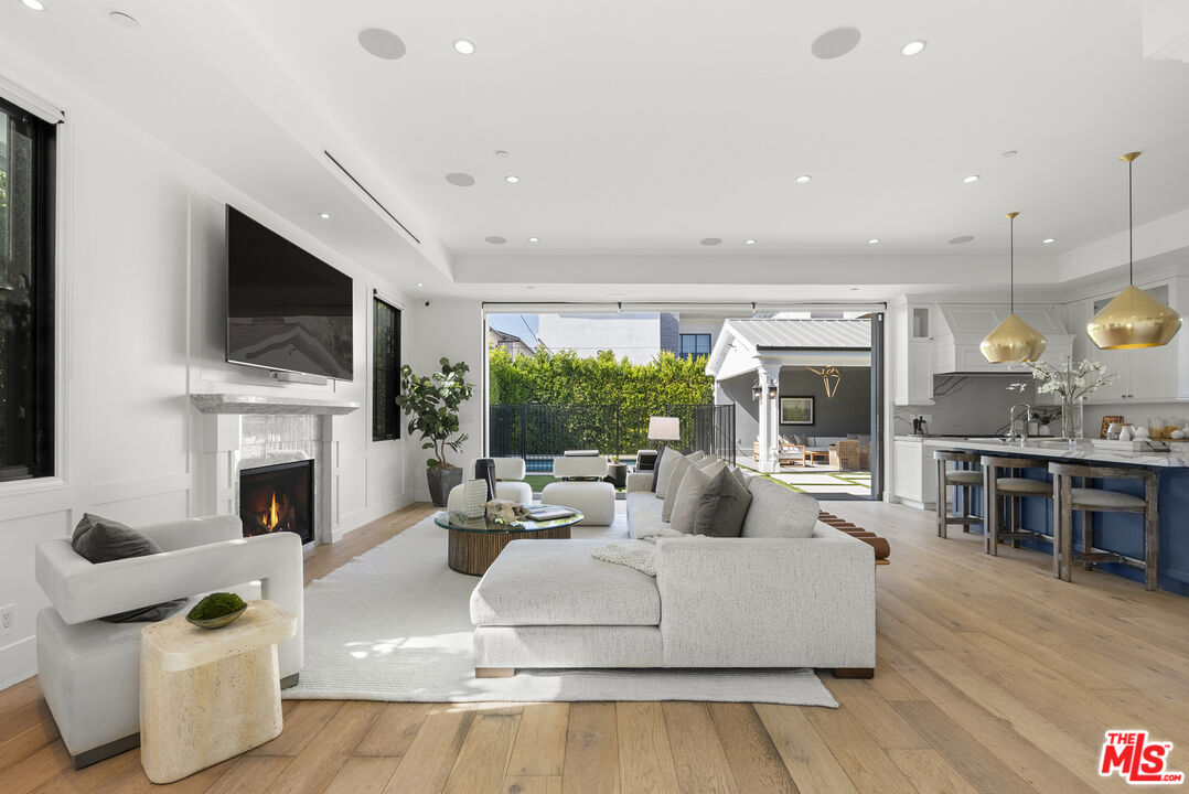 6429 Colgate Ave, Beverly Grove