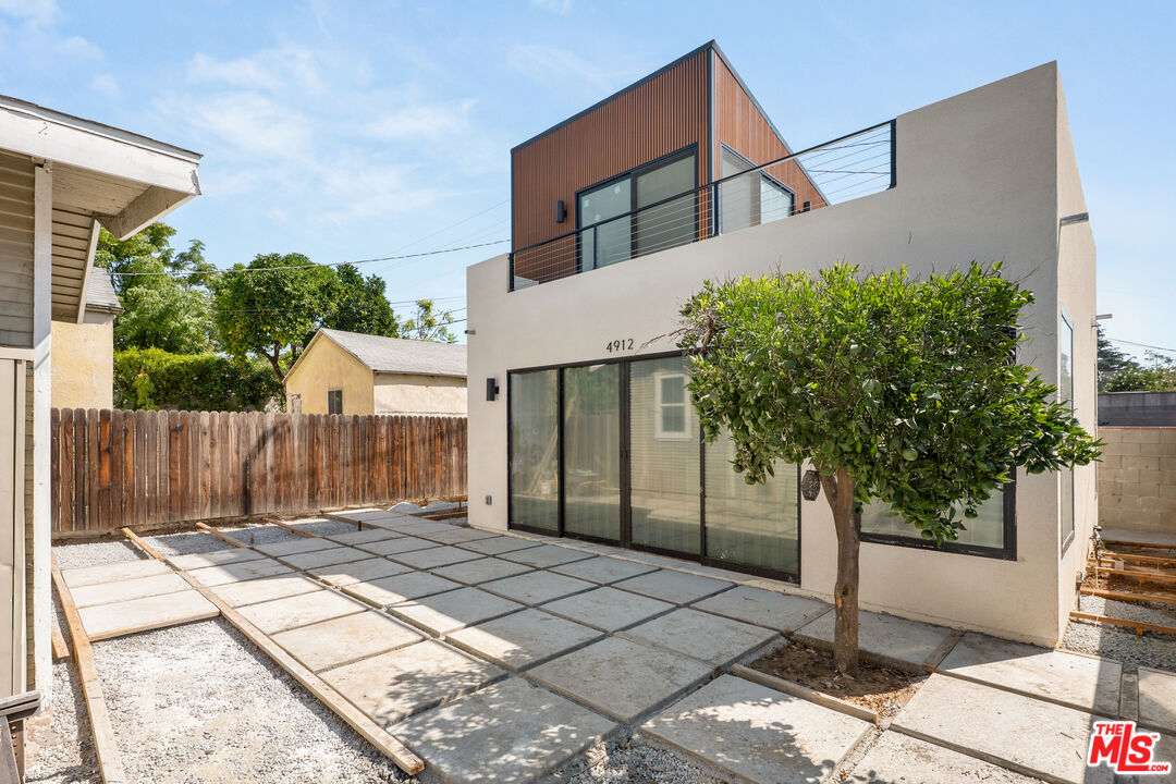 4912 Monte Vista St