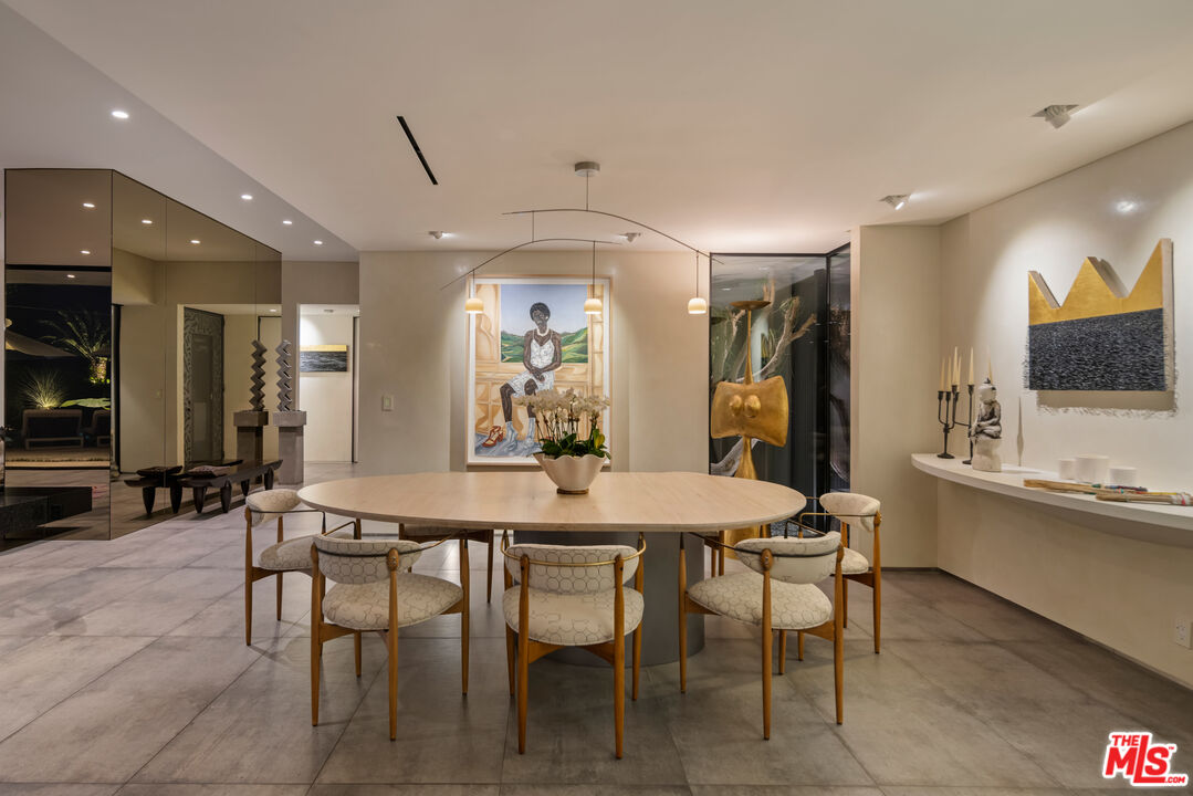 1087 Moraga Dr, Bel Air