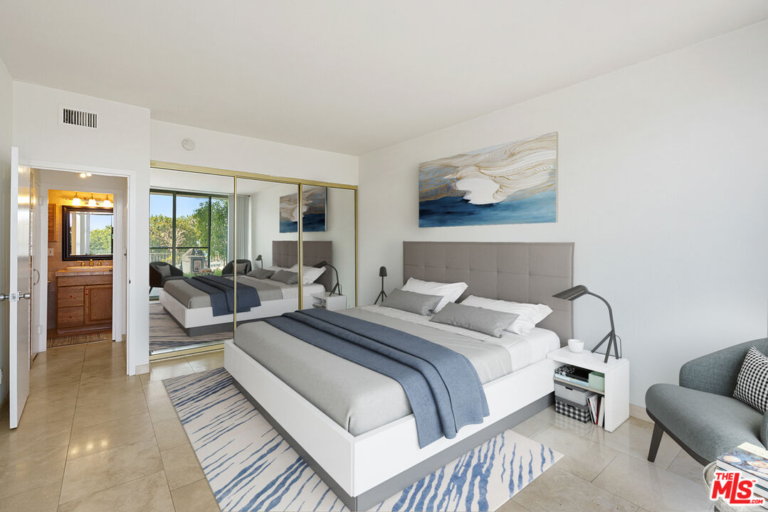 17350 W Sunset Blvd Unit: 103