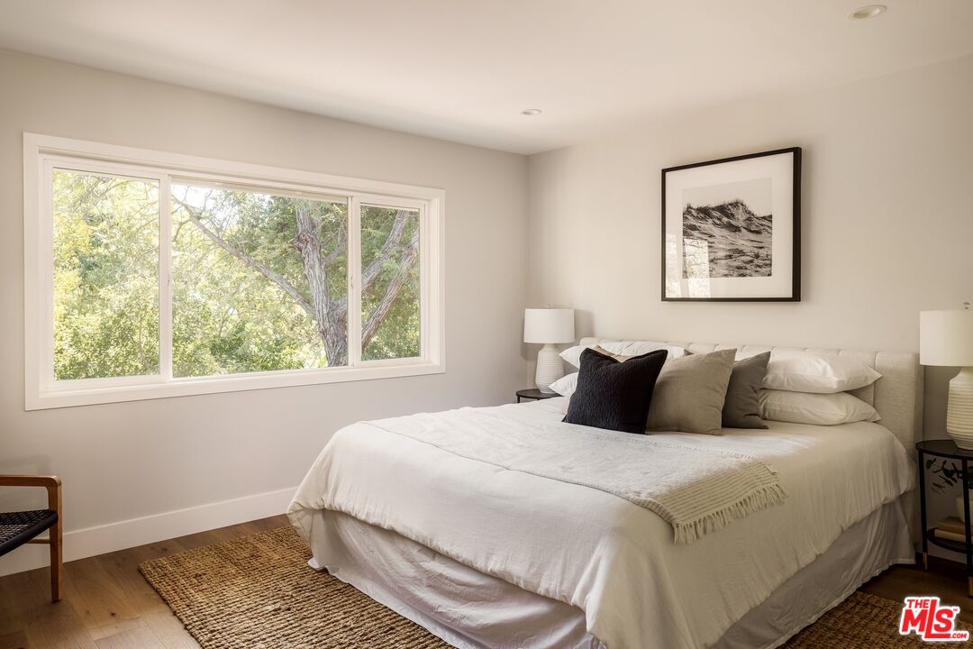 4031 Deerhorn Dr, Sherman Oaks