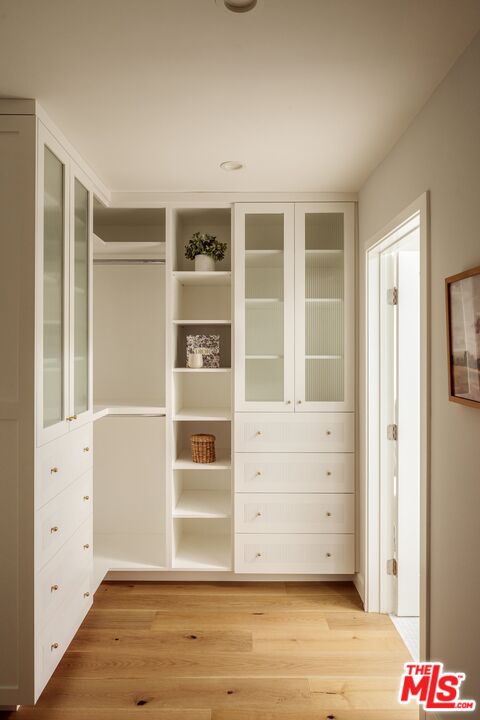 4031 Deerhorn Dr, Sherman Oaks