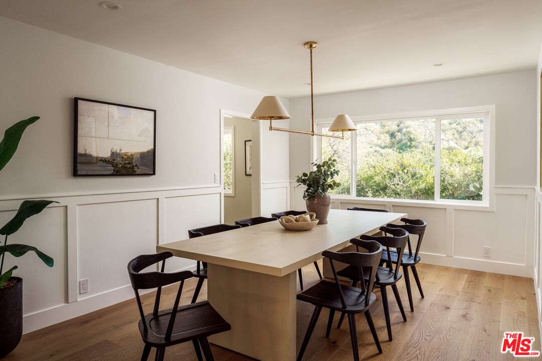 4031 Deerhorn Dr, Sherman Oaks