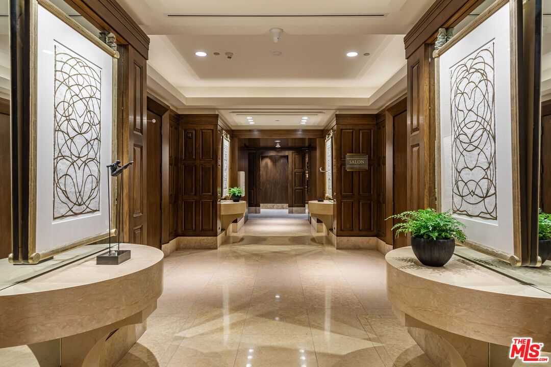 10727 Wilshire Blvd Unit: 1702, Wilshire Corridor