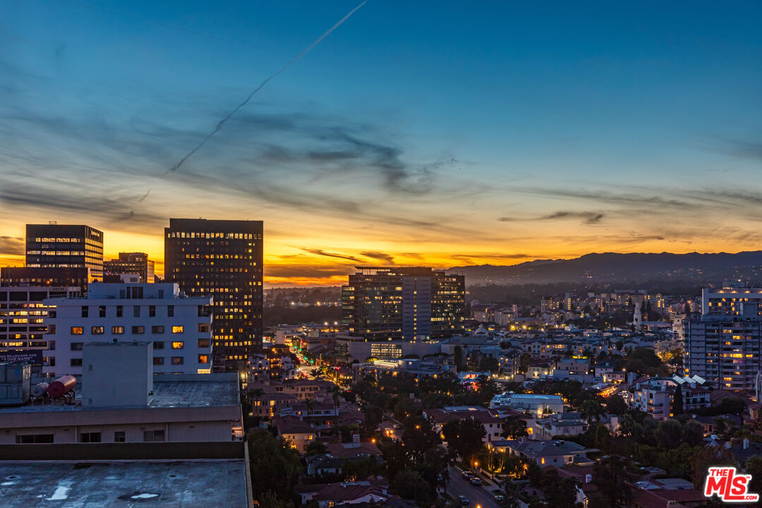 10727 Wilshire Blvd Unit: 1702, Wilshire Corridor