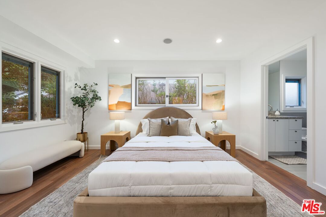 968 Kenfield Ave, brentwood