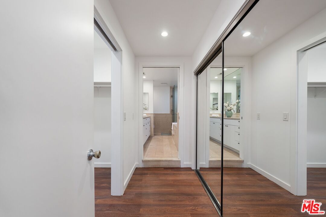 968 Kenfield Ave, brentwood