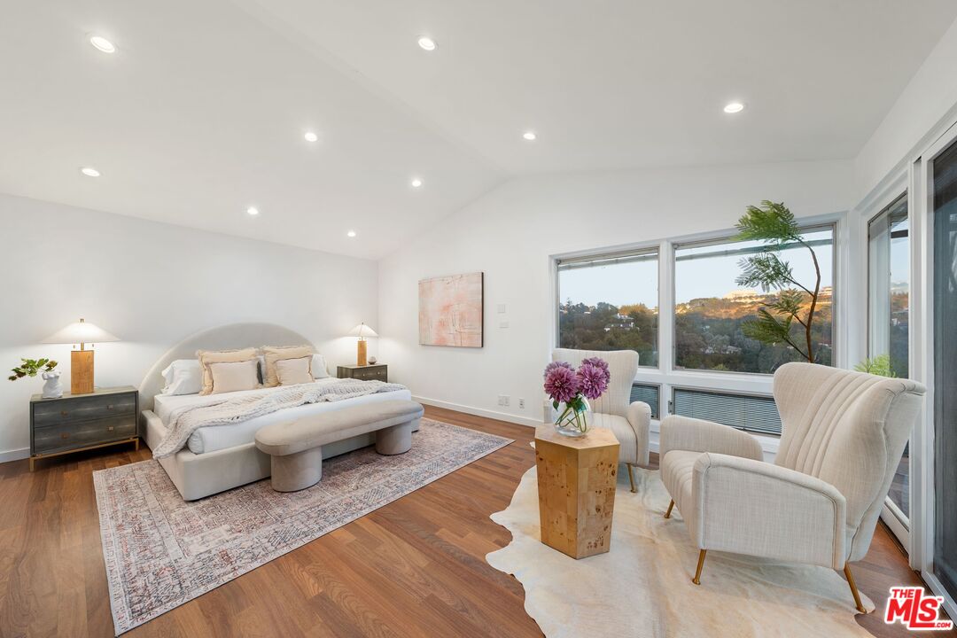 968 Kenfield Ave, brentwood